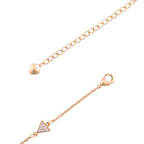 Lobster clasp and adjustable chain detail on bracelet