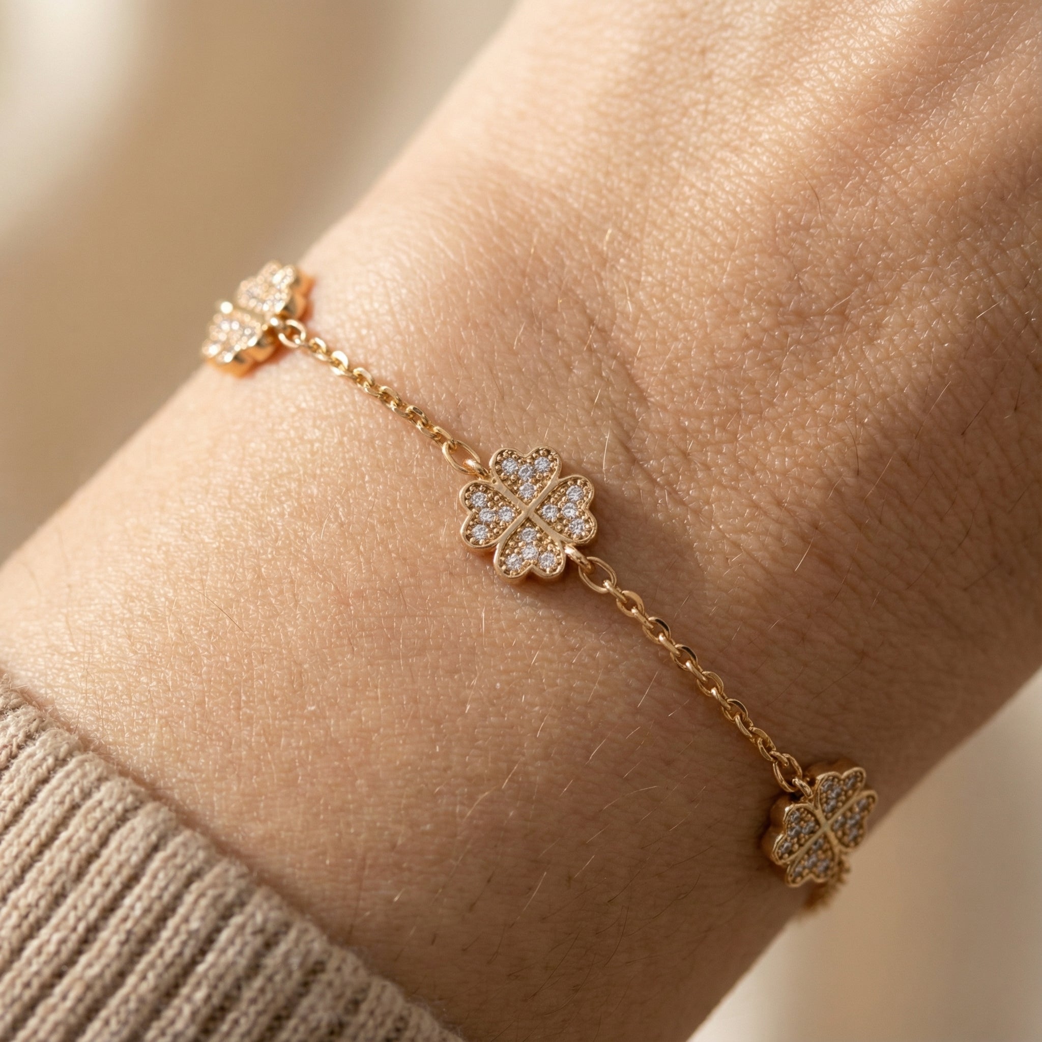 Clover Gleam Triple Charm Pavé