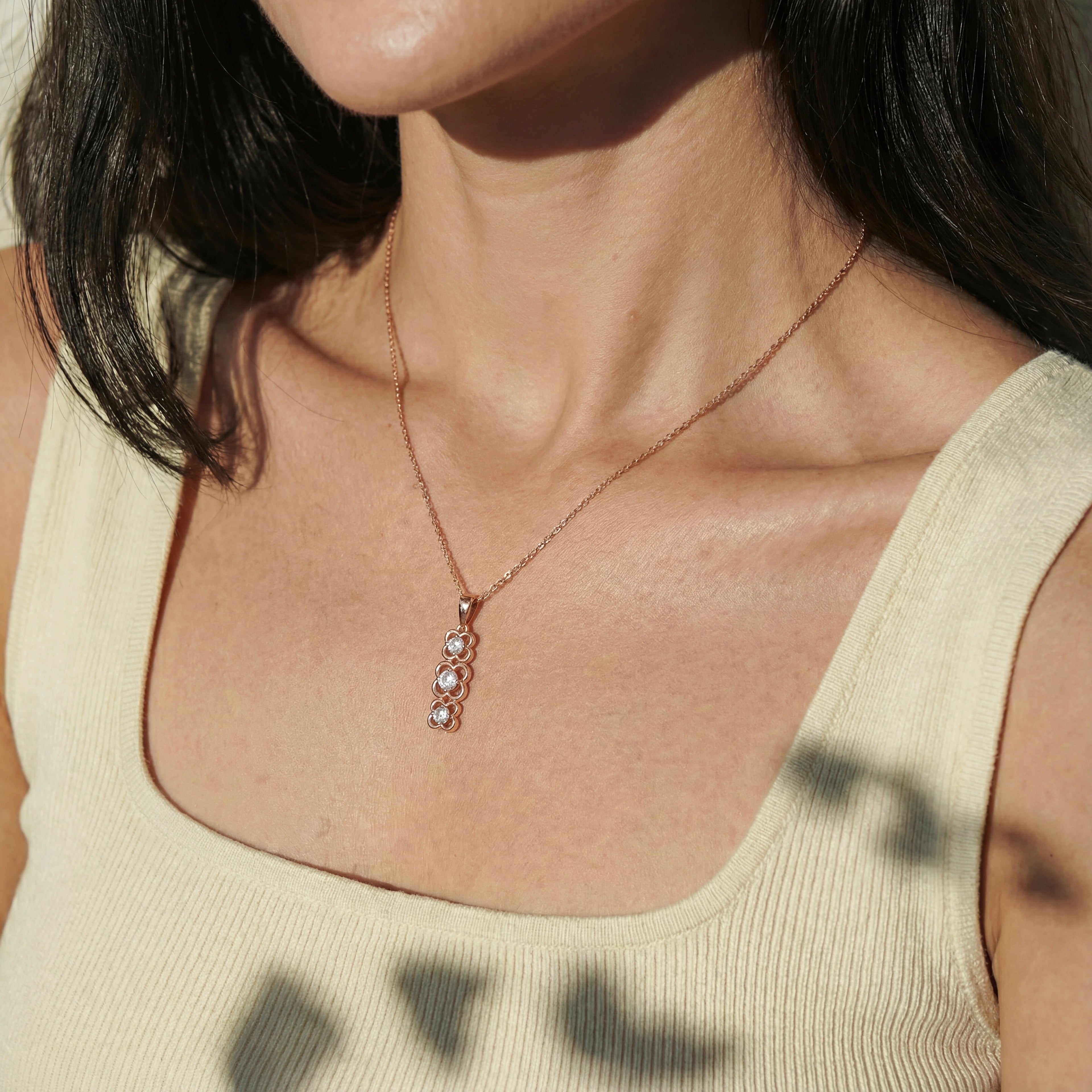 Triple Quatrefoil Floral Simulated Stone